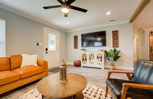 Casablanca Waco 5 mins from Baylor and Magnolia with Hot Tub,Firepit, Pet Friendly - Foto 14