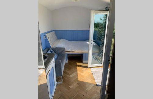 Apple Tree Hut - Photo 11