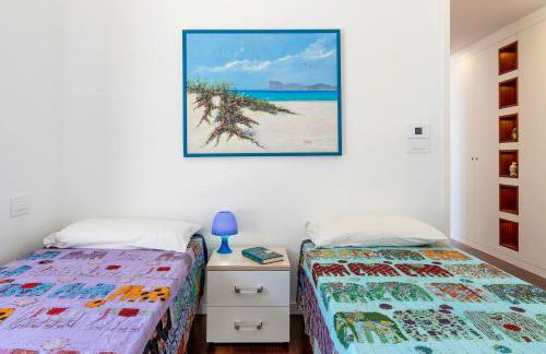 Luxury Seafront Villa with Rooftop Pool & Stunning Sea Views - Foto 35