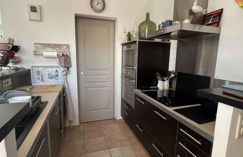 Maison 5 pièces, 8 couchages, proche plage et port, terrasse plein sud, ménage inclus - FR-1-224B-236 - Foto 8