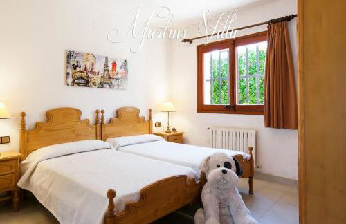 Martin 's Villa. House on the beach with pool - Foto 9
