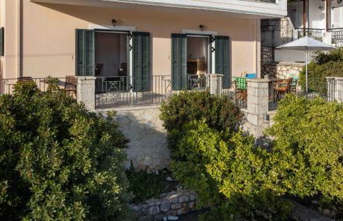 Plaka's House - Photo 22