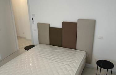 Beach Palace with small swimming pool, private beach, parking - Foto 29