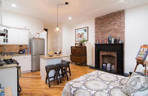 Historic 1869 Brownstone 15 min to NYC downtown - Foto 11