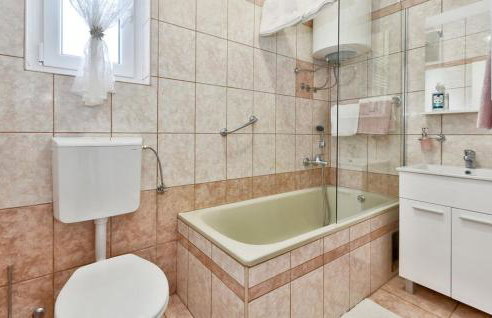 Odisea Hill House - Modern Holiday Home with swimming pool, sauna, jacuzzi, WiFi and 2 bedrooms, near Varazdin - Foto 25