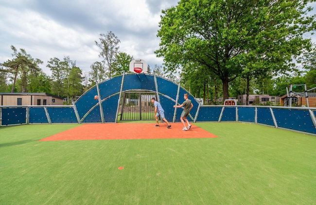 Cozy Chalet in a Holiday Park - Foto 14