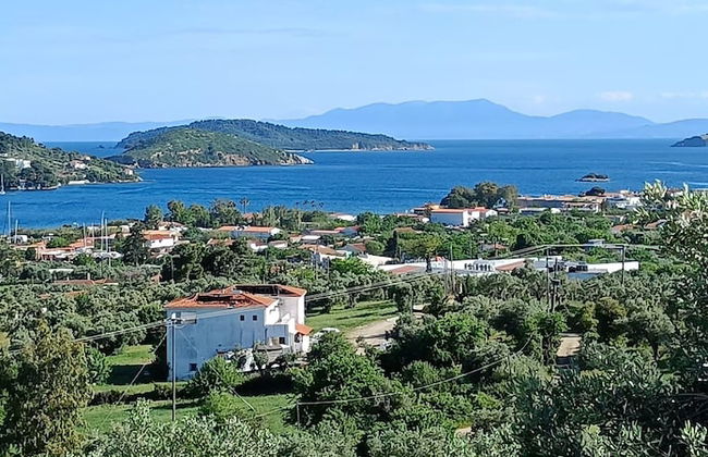 SkyFrame Apartments - Photo 22