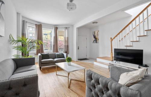 Modern Home 4BR 3BA - 20 Min to Timesquare - Foto 1