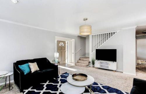 WOW! Spacious Retreat & amazing yard 2400+4bd/3bth - Foto 18