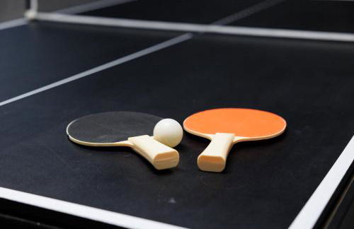 Victorian Retreat 2Bed, 1Bath, Parking, Game Room - Foto 33