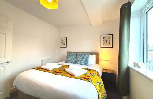 2 Bedroom House - Private Parking - Central - Photo 9