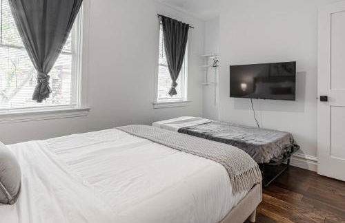 Ann Avenue 3BR St Louis Home with Games and Free Parking - Photo 27