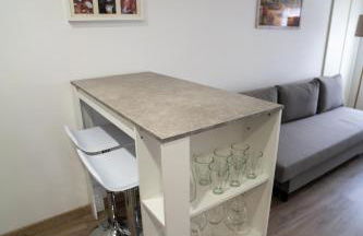 Cómodo piso cerca del Aeropuerto by beBalmy - Foto 4