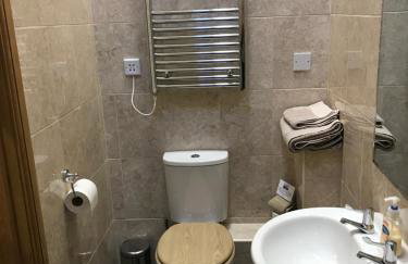 Nuneaton - Cottage - Sleeps 2 - Parking - Garden - Foto 31