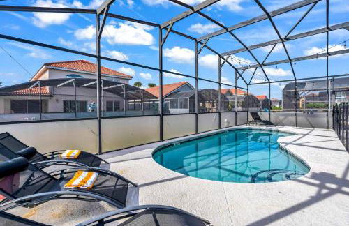 Spacious 7BR Retreat w Pool Game Room - Foto 44