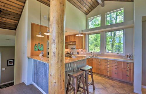West Glacier Home with Majestic Mountain Views! - Foto 3