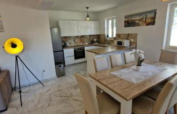 Villa Martina s bazenom,5 soba - Photo 18