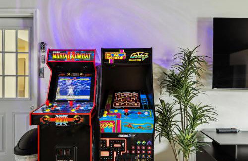 Charming 3-Bedroom - Hot Tub & Game Room - Foto 17