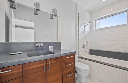 Luxury Coastal Home - Pool, Spa, AC, & Ocean Views - Foto 18