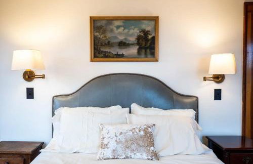 Berkshire Vacation Rentals: Centrally Located Historical Home - Foto 16