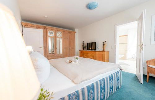 Villa Düne mit großer Sonnenterrasse, Kamin, Wlan und Tiefgarage für 2-4 Personen - Foto 8