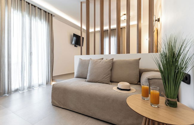 Perla Hotel - Photo 34