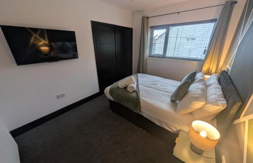 Swansea 5-Bed Family Home with Ensuite - Foto 3