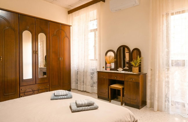 Sunny Maltese Townhouse Madonnina Kalkara - Foto 8