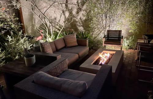 Chic Beach Bungalow 3 Blocks from the Sand - Foto 28