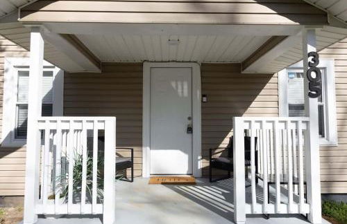 5 Min to Elon - In Unit Washer and Dryer - Fast Wi-Fi - Foto 43