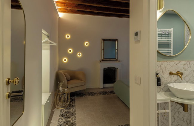 YOUnique Boutique Rooms - Photo 21