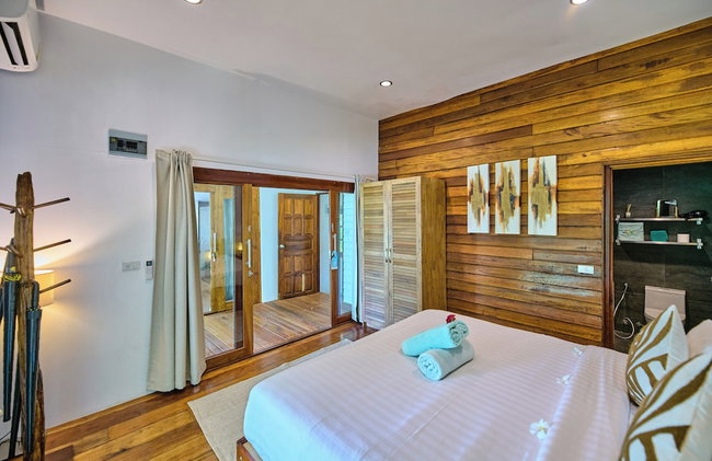 Joy Beach Villas - Photo 35
