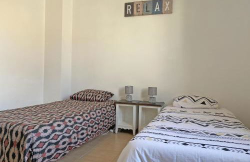 pleasant gîte, with collective heated swimming pool, in the heart of the alpilles in mouriès, 4/6 people. - Foto 5