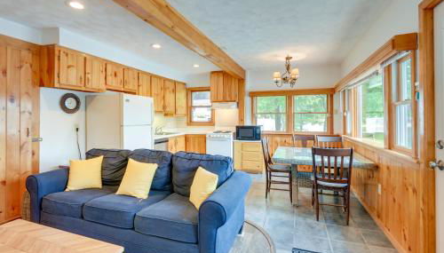 Waterfront Gray Home with Furnished Deck and Fire Pit! - Foto 4