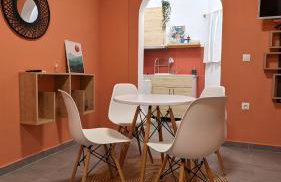 Under The Palm Tree Boutique Studios - Foto 32