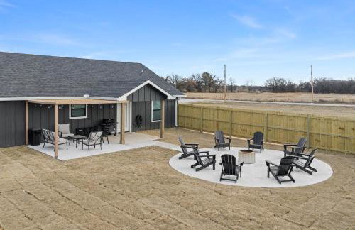 Royal Flush Villa - King Bed near WinStar - Foto 28