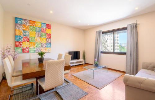 Bright & Spacious Flat by Host Wise - Foto 4