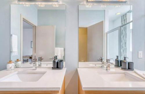 Modern Ballard Townhome with Rooftop Views - Foto 20