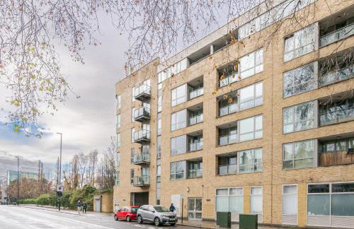 Beautiful 2Bd 2Bth Chiswick Apartment with AC and Private Balcony - Foto 33