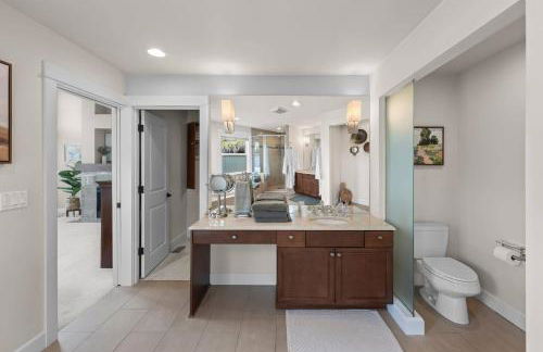 Escape to Gig Harbor’s Most Charming Hideaway - Foto 46