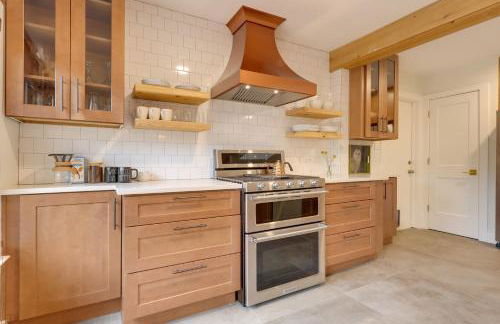 6 Mi to Dtwn Austin Home with Screened Porch and Yard - Foto 11