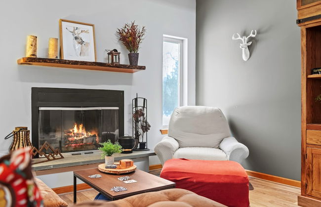 Mountain Hideout by Avantstay Game Room Deck - Photo 7