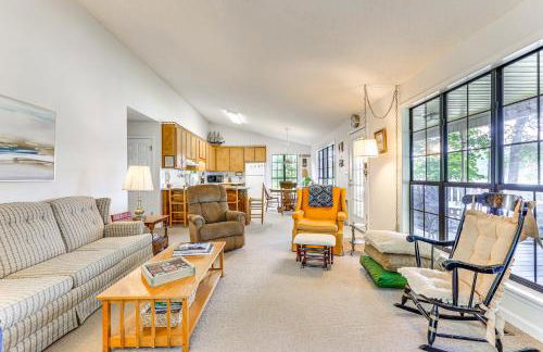 Waterfront Wheeler Lake Home with Furnished Deck - Photo 5