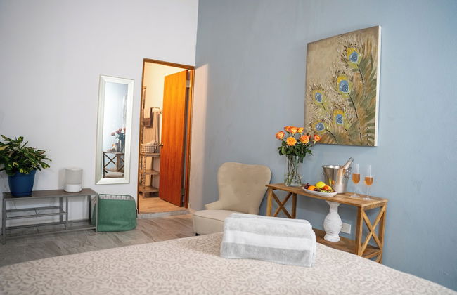 Hugo's Rental - Photo 16