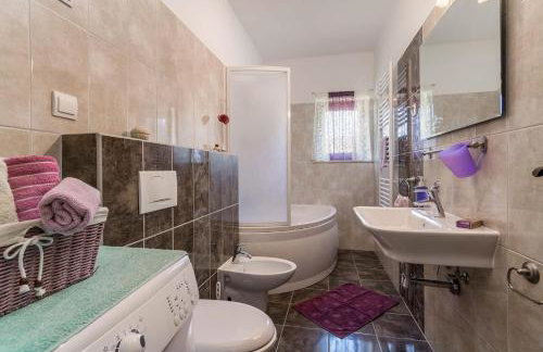 Villa Emanuel Comfortable Holiday Residence - Foto 37