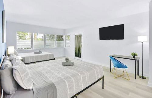 1BR Miami Beach Apt with King plus 2 Queens & Smart TV - Foto 7