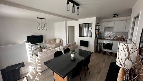 Grand F2 dernier etage belle vue - Foto 5