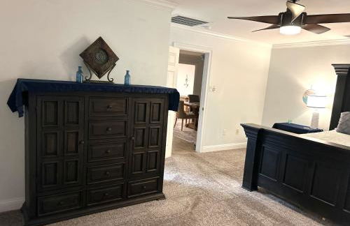 4/3 Home Centrally Located, beach, casino, airport, dining, golfing, shopping, entertainment - Photo 17