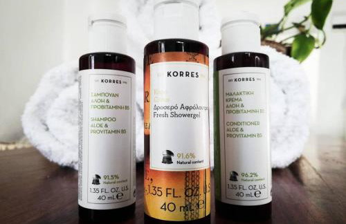 CHARMING 2BR Hilltop Serenity Suite, Lively Greek Village - Foto 23