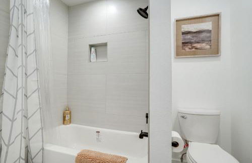 Chic Santa Paula Home with Mountain and City Views! - Foto 24